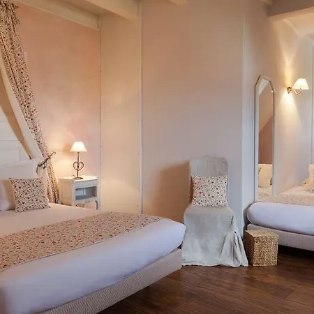 Hotel Le Verger Des Chateaux, The Originals Relais