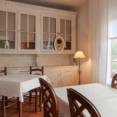 Le Verger Des Chateaux, The Originals Relais Hotel